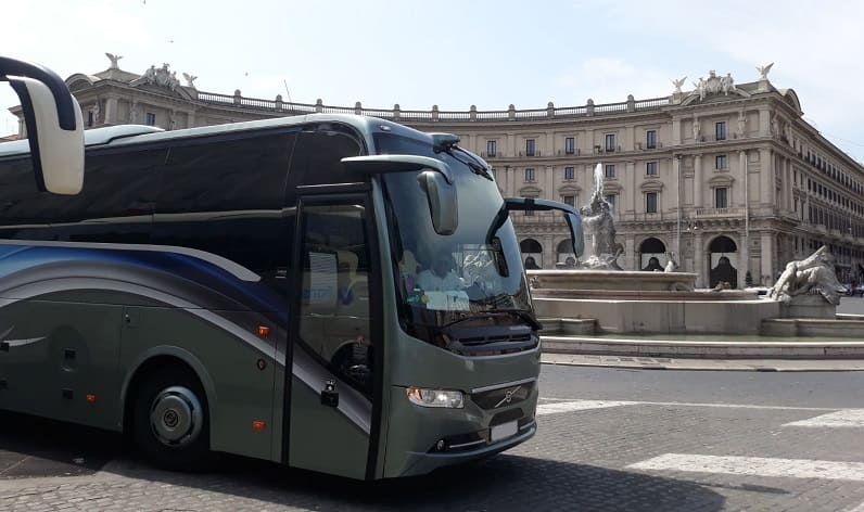 Emilia-Romagna: Bus rental in Imola in Imola and Italy